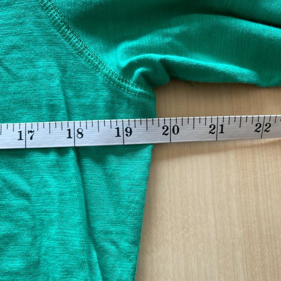 *Free add-on with purchase* Green Dalia Boatneck Tee - Picture 7 of 9